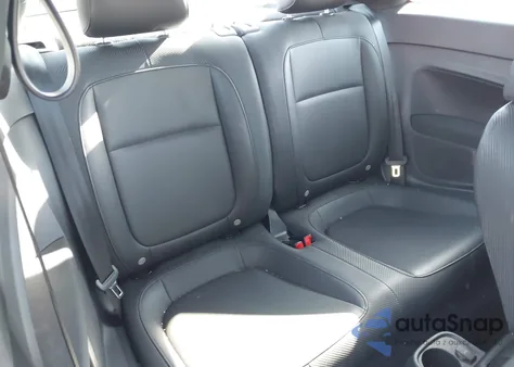 2018 Volkswagen Beetle 2.0T Coast/2.0T S from USA, damaged, VIN 3VWFD7AT8JM702207